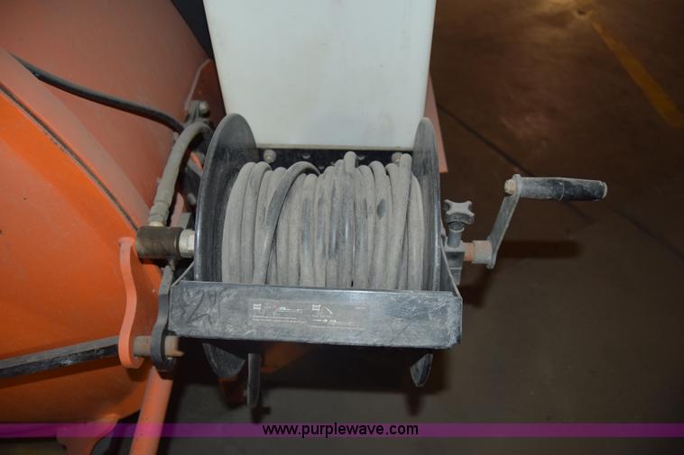 image for item K6507 2007 Ring-o-matic 550 High CFM vacuum excavator trailer