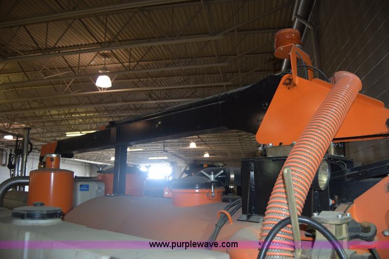 image for item K6507 2007 Ring-o-matic 550 High CFM vacuum excavator trailer