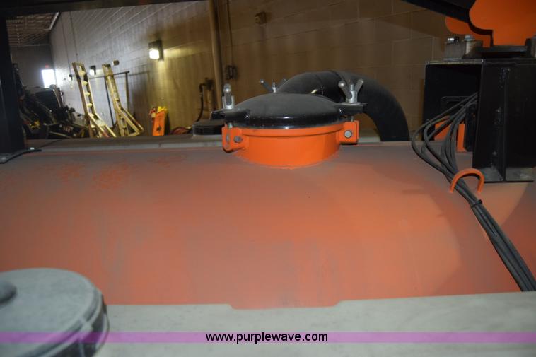 image for item K6507 2007 Ring-o-matic 550 High CFM vacuum excavator trailer