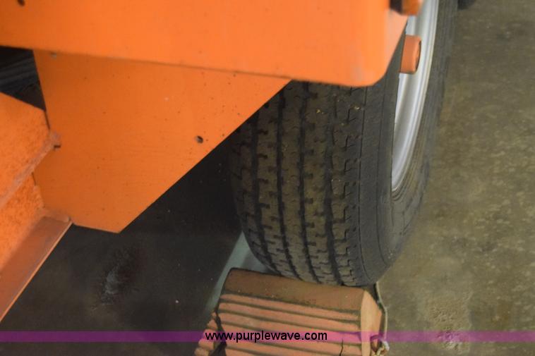 image for item K6507 2007 Ring-o-matic 550 High CFM vacuum excavator trailer