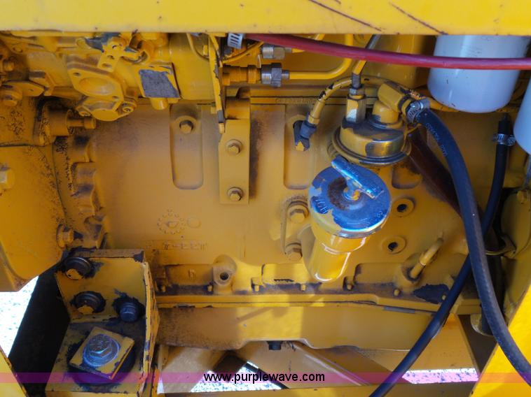 image for item K6510 1993 Brush Bandit 250 chipper