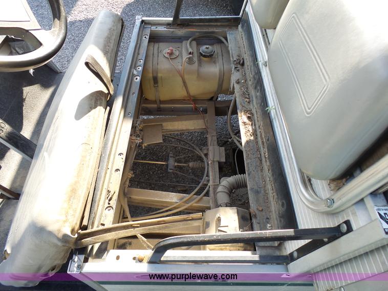 image for item K6517 Club Car Turf II golf cart