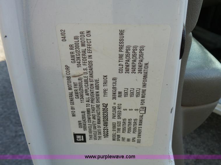 image for item K6518 2002 Chevrolet S10 pickup truck