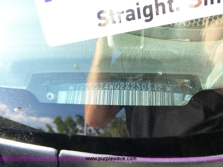 image for item K6518 2002 Chevrolet S10 pickup truck