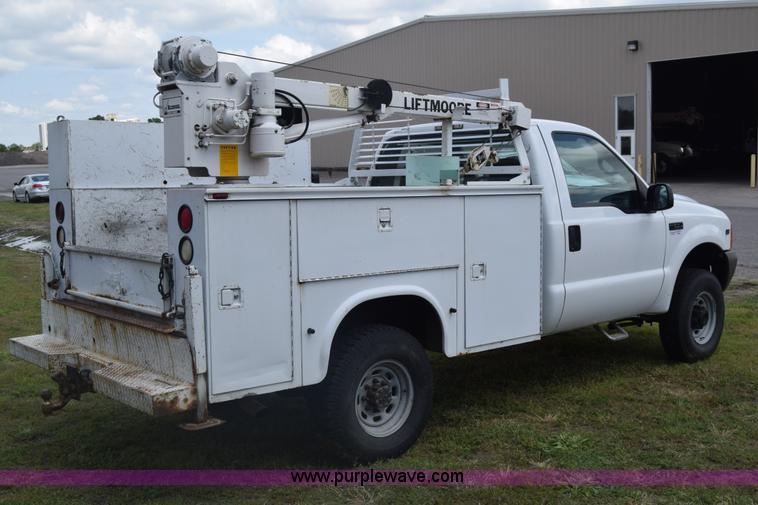 image for item K6525 2000 Ford F250 Super Duty XL utility truck
