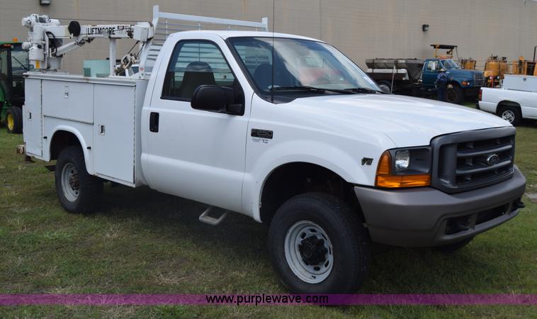 image for item K6525 2000 Ford F250 Super Duty XL utility truck