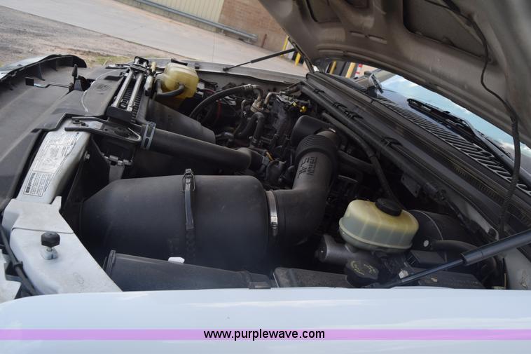 image for item K6525 2000 Ford F250 Super Duty XL utility truck