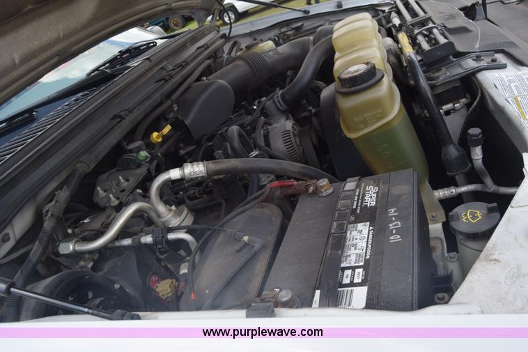 image for item K6525 2000 Ford F250 Super Duty XL utility truck