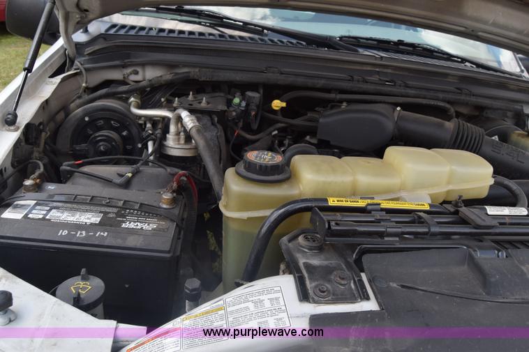 image for item K6525 2000 Ford F250 Super Duty XL utility truck