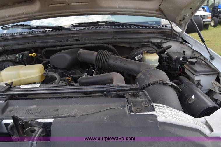 image for item K6525 2000 Ford F250 Super Duty XL utility truck