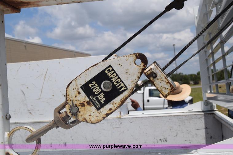 image for item K6525 2000 Ford F250 Super Duty XL utility truck