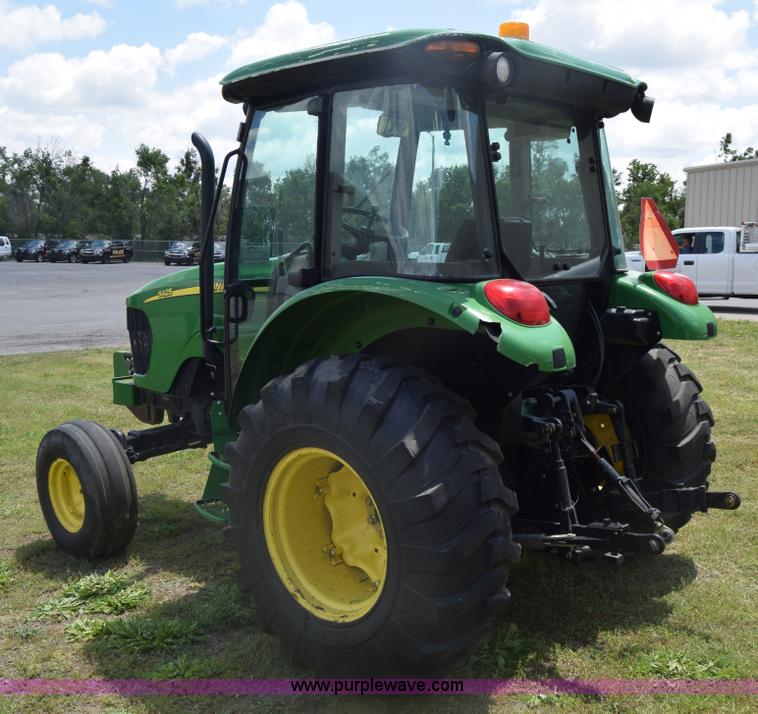 image for item K6526 2006 John Deere 5425 tractor