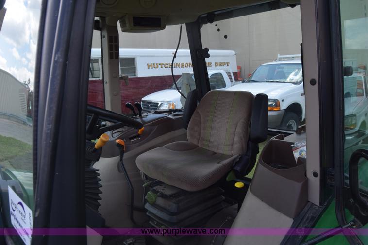 image for item K6526 2006 John Deere 5425 tractor