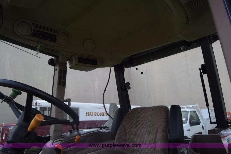 image for item K6526 2006 John Deere 5425 tractor