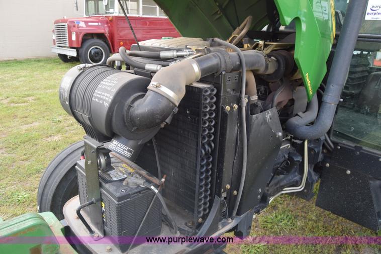image for item K6526 2006 John Deere 5425 tractor