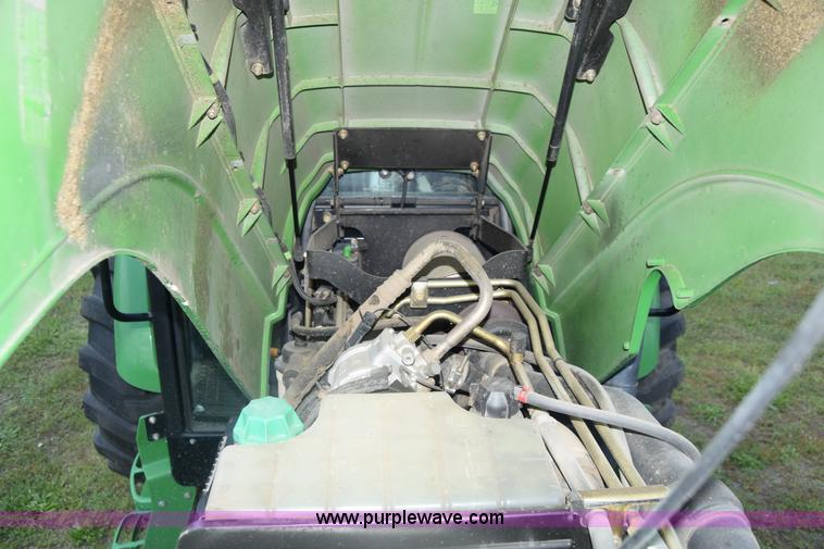 image for item K6526 2006 John Deere 5425 tractor