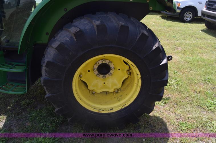 image for item K6526 2006 John Deere 5425 tractor