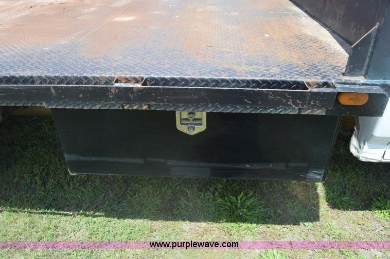 image for item K6527 1997 Ford 450 dump flatbed truck