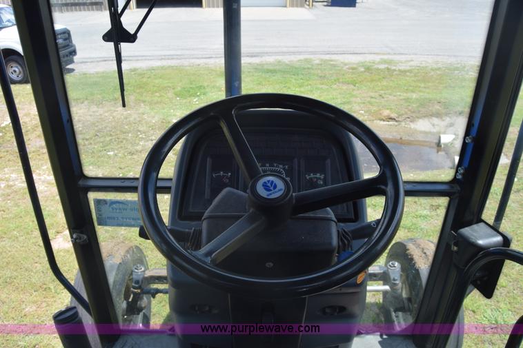 image for item K6528 2002 New Holland TS90 tractor