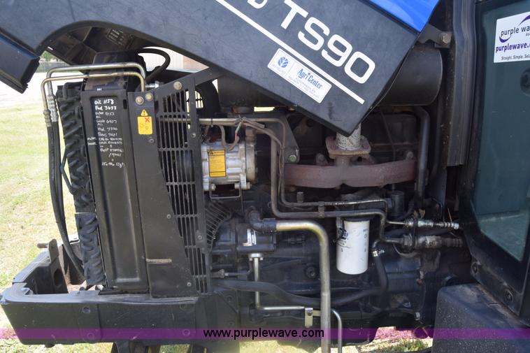 image for item K6528 2002 New Holland TS90 tractor
