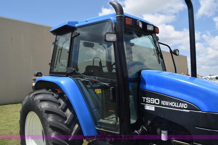 image for item K6528 2002 New Holland TS90 tractor