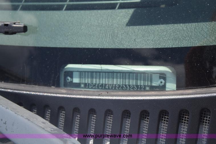 image for item K6530 2002 Chevrolet Silverado 1500 pickup truck