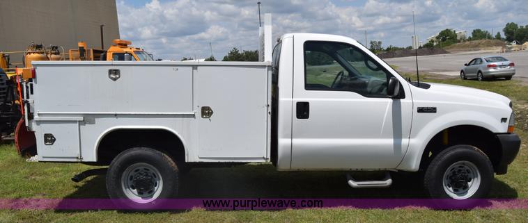 image for item K6531 2002 Ford F250 Super Duty XL utility truck