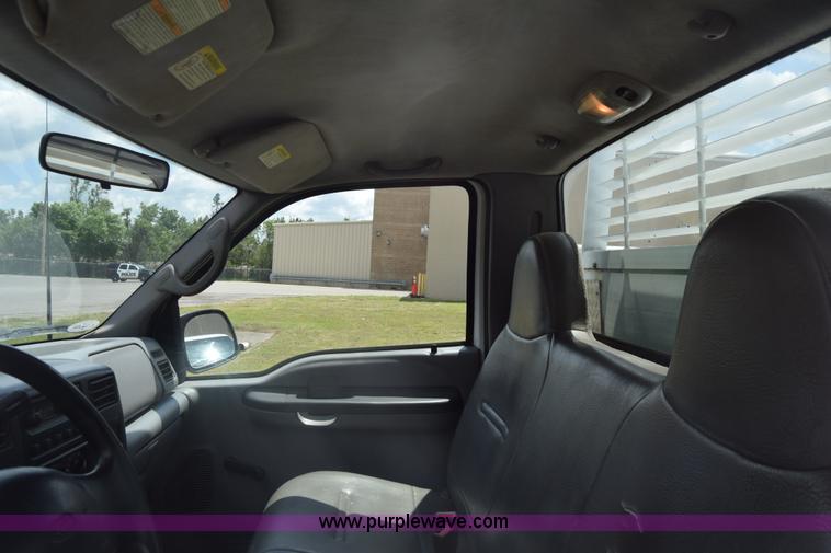 image for item K6531 2002 Ford F250 Super Duty XL utility truck