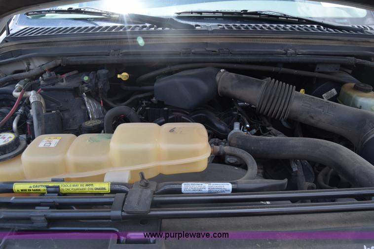 image for item K6531 2002 Ford F250 Super Duty XL utility truck