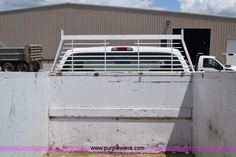 image for item K6531 2002 Ford F250 Super Duty XL utility truck