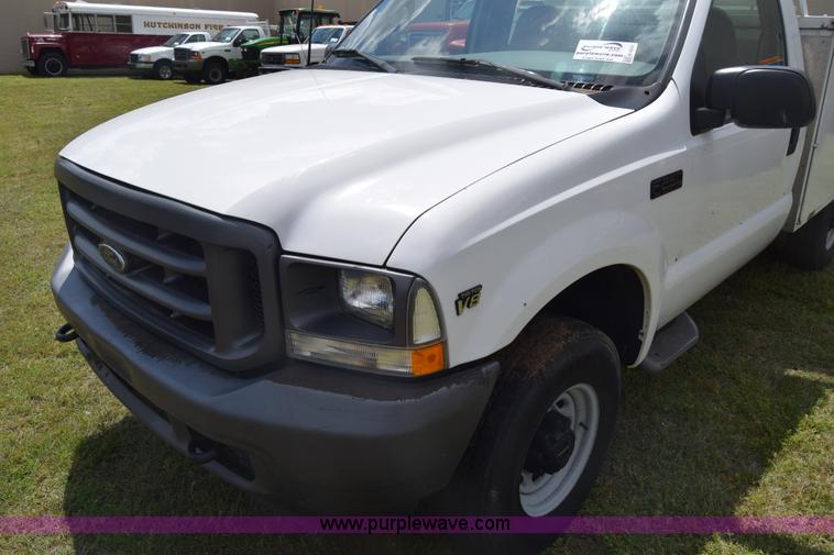 image for item K6531 2002 Ford F250 Super Duty XL utility truck