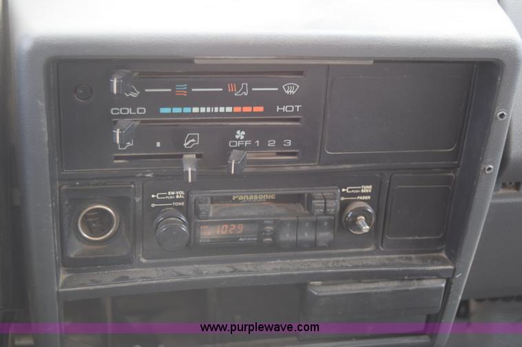 image for item K6534 1994 GMC W5 paint striper truck