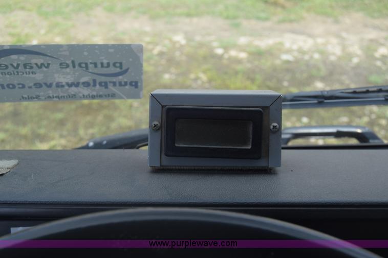 image for item K6534 1994 GMC W5 paint striper truck