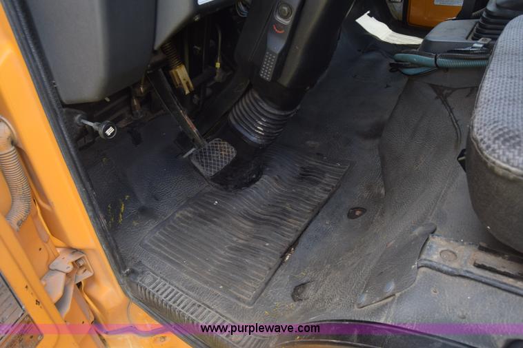 image for item K6534 1994 GMC W5 paint striper truck