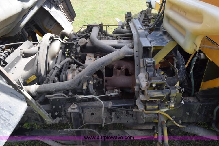 image for item K6534 1994 GMC W5 paint striper truck