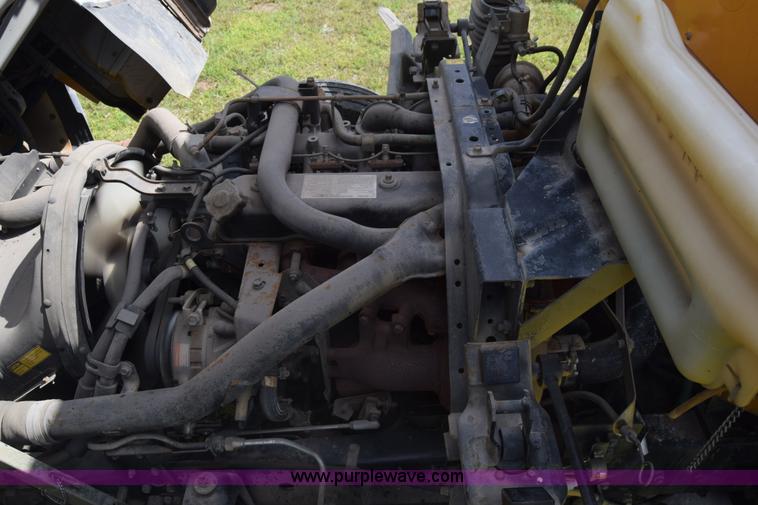 image for item K6534 1994 GMC W5 paint striper truck