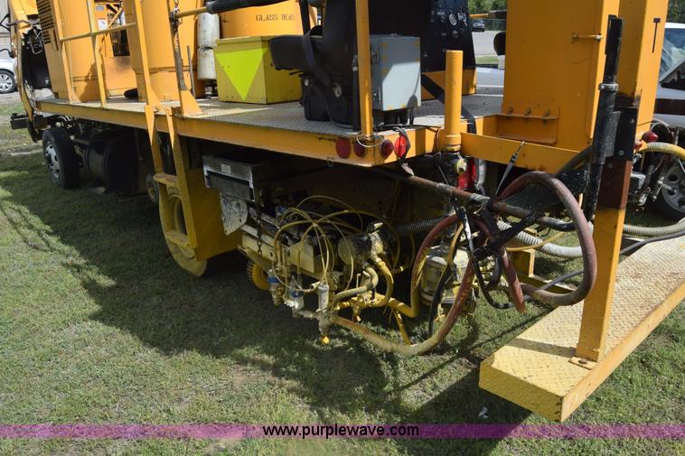 image for item K6534 1994 GMC W5 paint striper truck