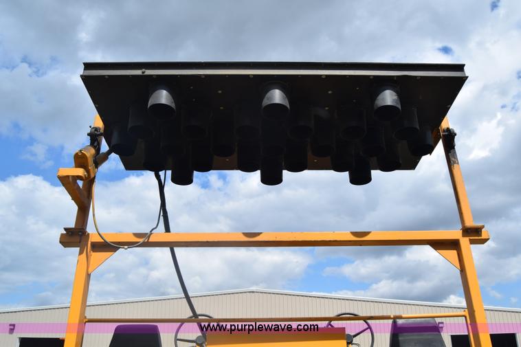 image for item K6534 1994 GMC W5 paint striper truck