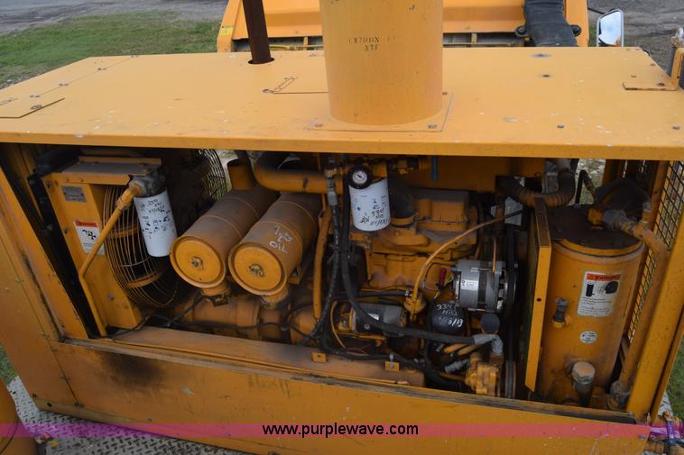 image for item K6534 1994 GMC W5 paint striper truck