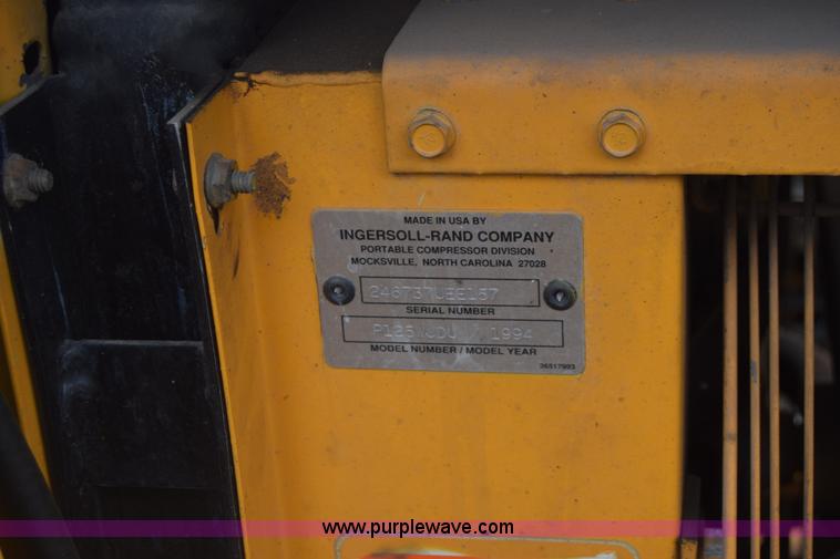 image for item K6534 1994 GMC W5 paint striper truck