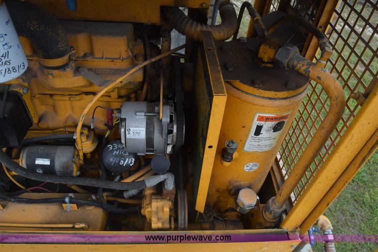 image for item K6534 1994 GMC W5 paint striper truck