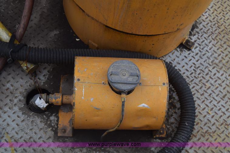 image for item K6534 1994 GMC W5 paint striper truck