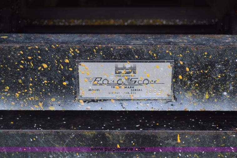 image for item K6534 1994 GMC W5 paint striper truck