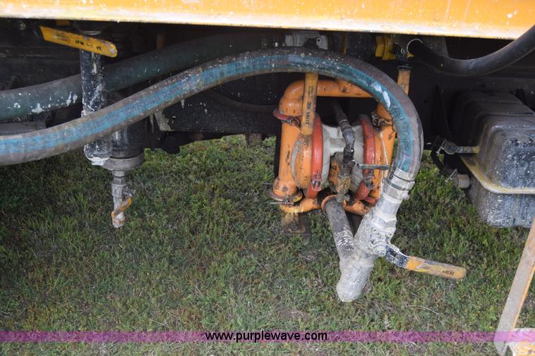 image for item K6534 1994 GMC W5 paint striper truck