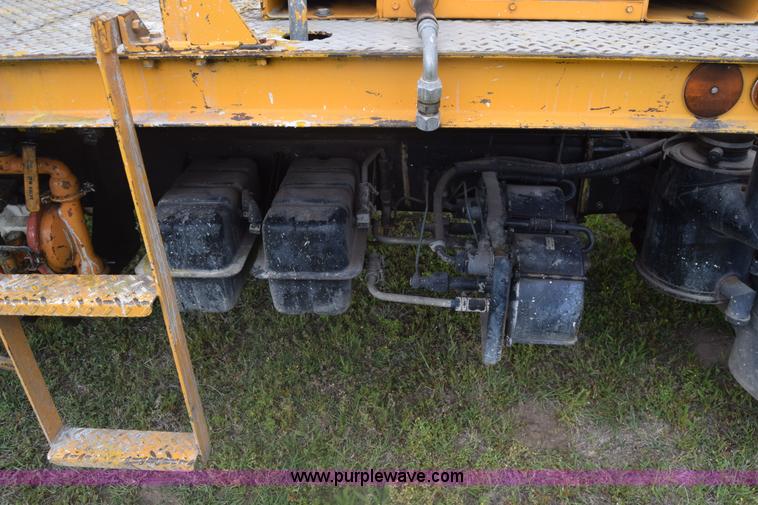 image for item K6534 1994 GMC W5 paint striper truck