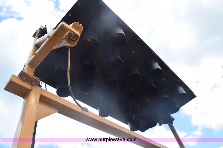 image for item K6534 1994 GMC W5 paint striper truck