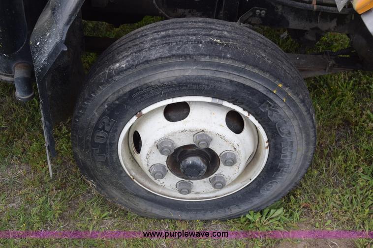 image for item K6534 1994 GMC W5 paint striper truck