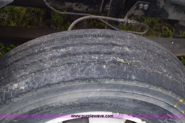 image for item K6534 1994 GMC W5 paint striper truck