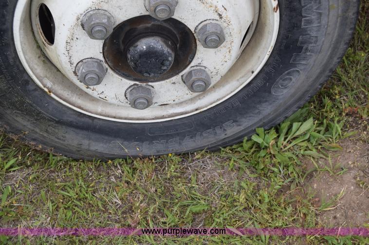 image for item K6534 1994 GMC W5 paint striper truck