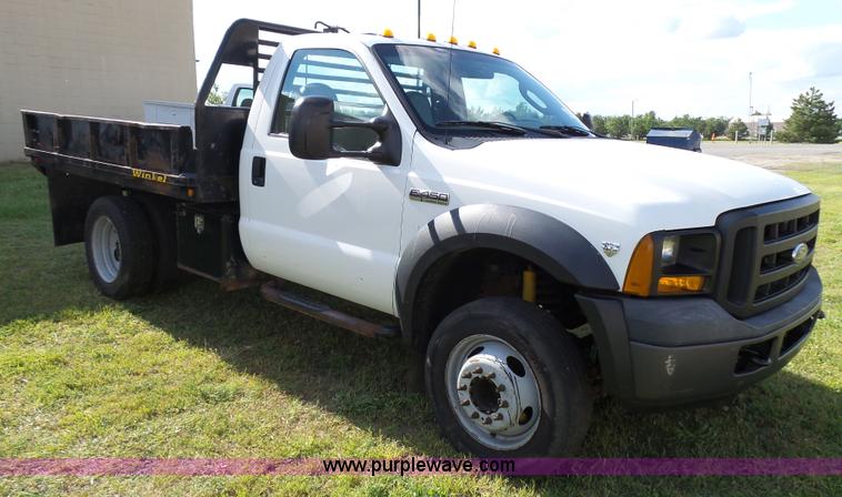 image for item K6538 2007 Ford F450 Super Duty XL dump flatbed truck